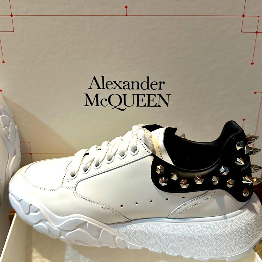 Alexander McQueen black & white shoes never worn to big for me